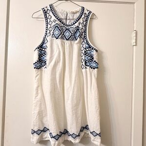 Lucky Brand White Top with Blue Embroidery